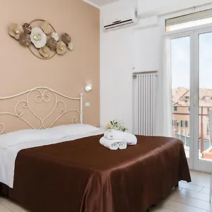 Lina Hotel
